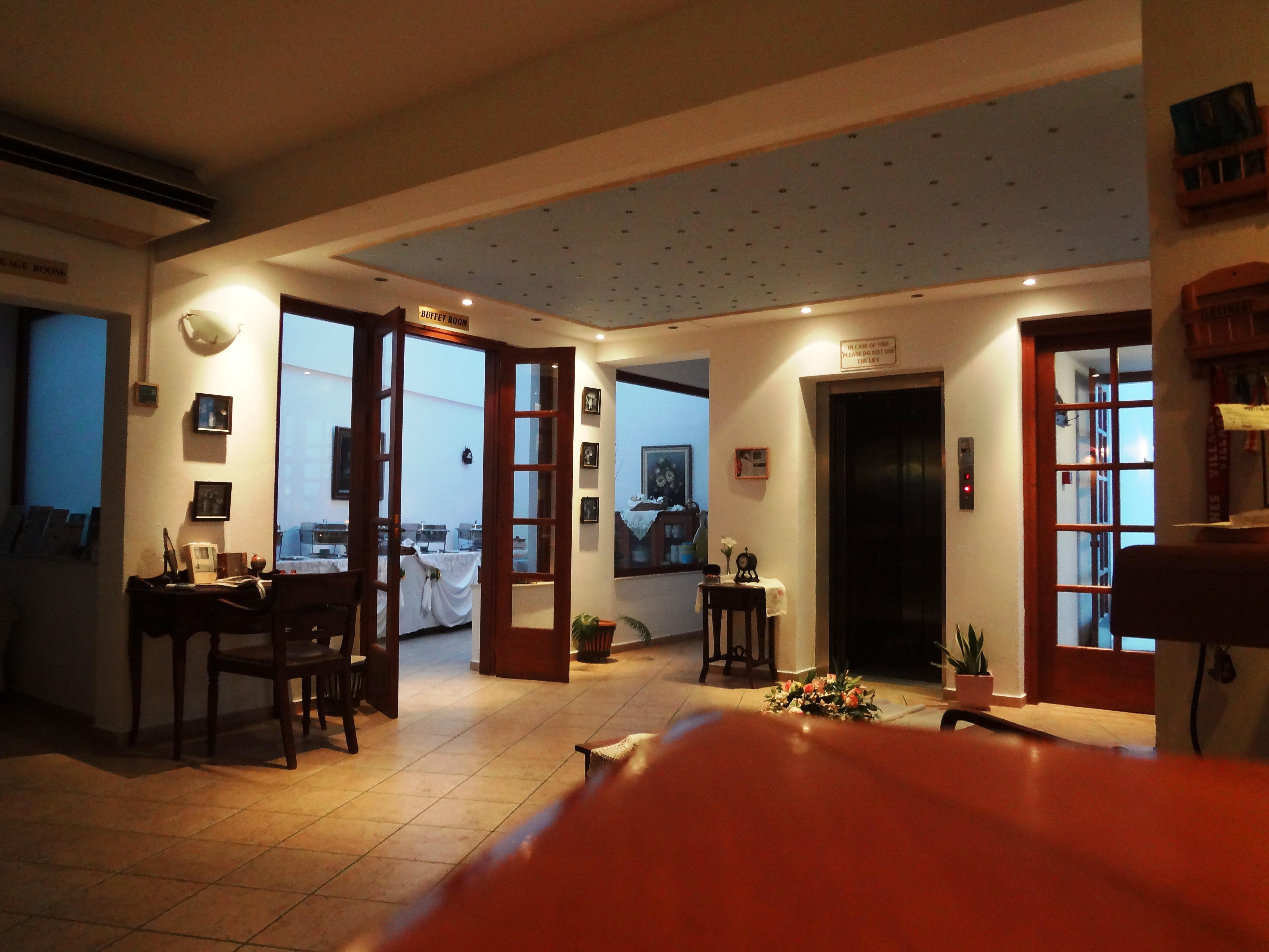 Amazones Village Suites Herszonisszosz Kültér fotó
