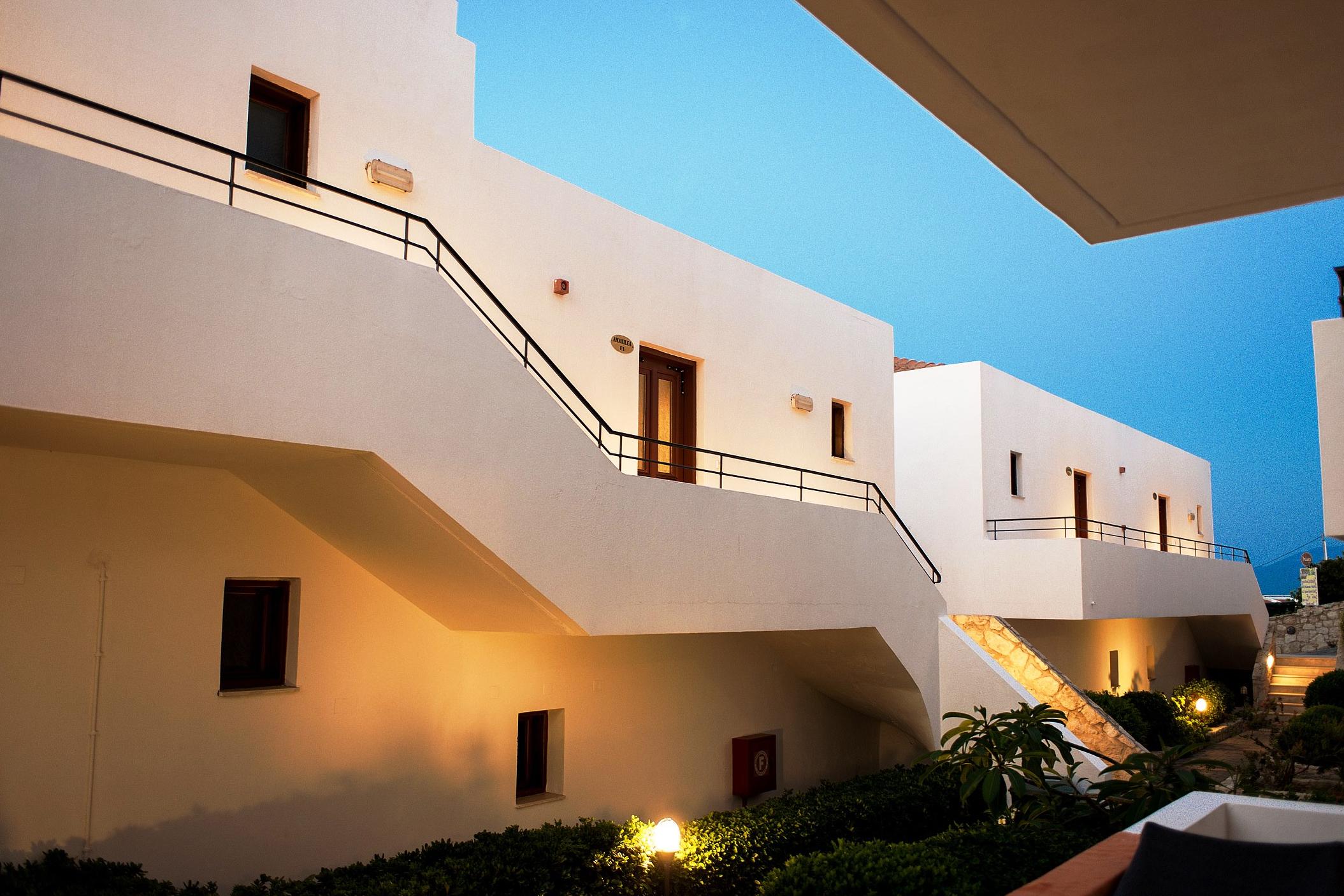 Amazones Village Suites Herszonisszosz Kültér fotó